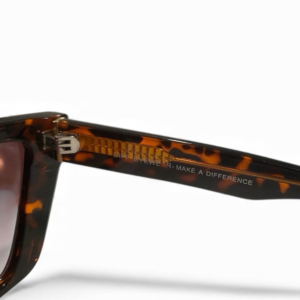 Diff Sunglasses - image 7